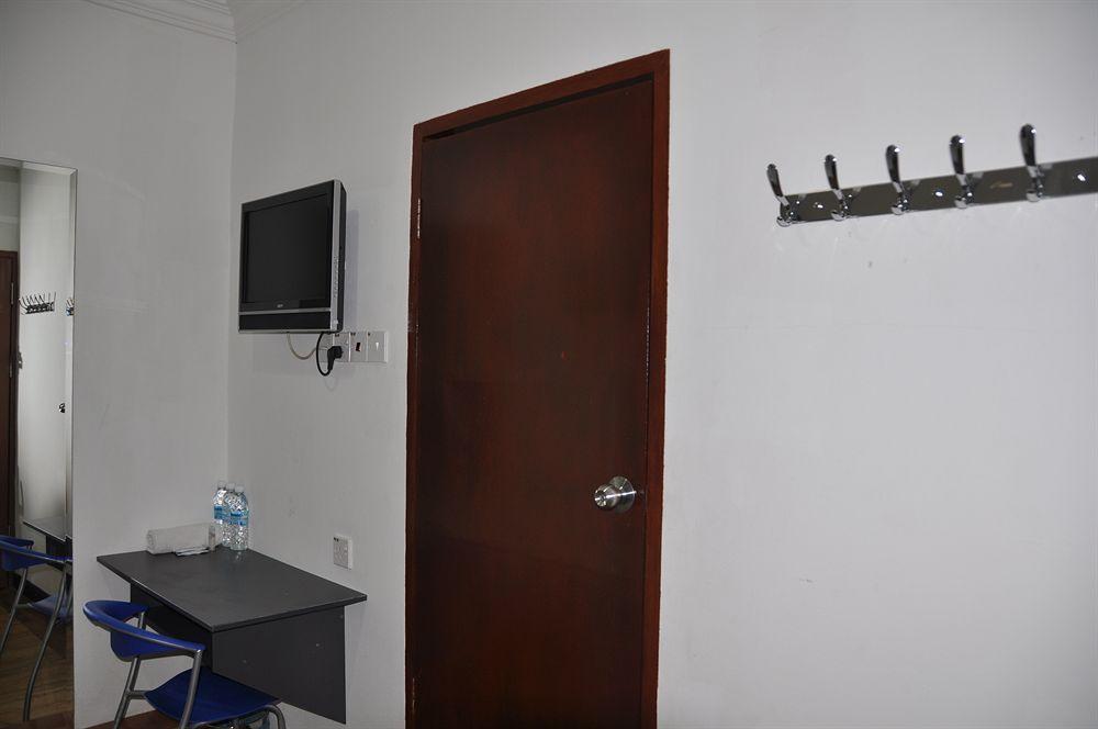 Switz Paradise Hotel - 5 Minute Walk To Centre Point And 10 Minute Walk To Waterfront- Κότα Κιναμπαλού Εξωτερικό φωτογραφία