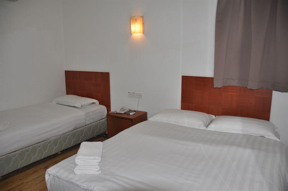 Switz Paradise Hotel - 5 Minute Walk To Centre Point And 10 Minute Walk To Waterfront- Κότα Κιναμπαλού Εξωτερικό φωτογραφία
